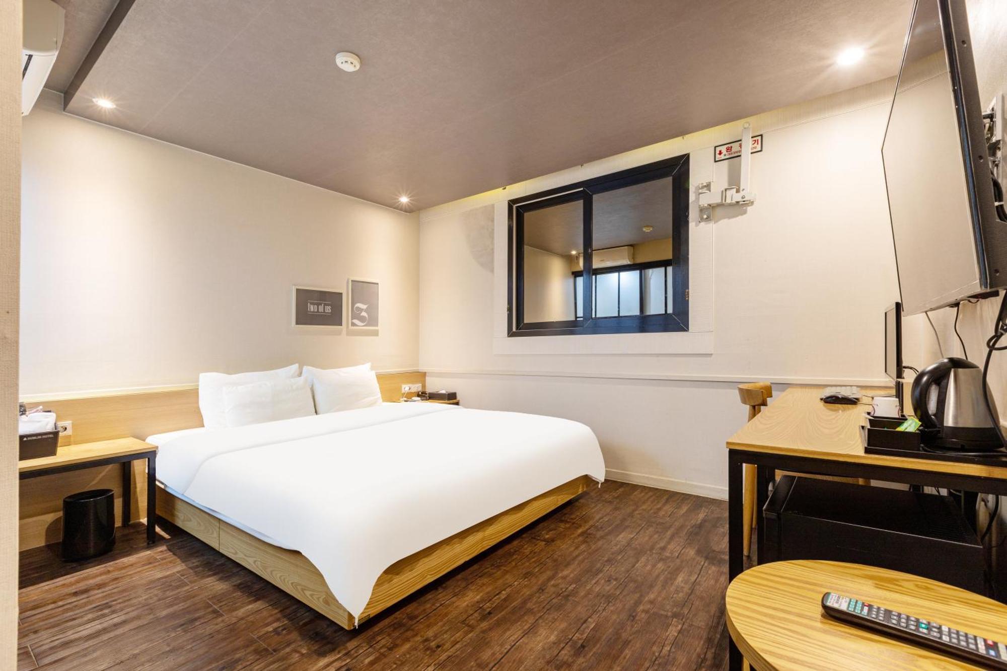 Dublin Hotel Пусан Екстер'єр фото